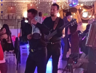 Parranda vallenata en vivo con Jota - Músicos tocando acordeón en Bogotá